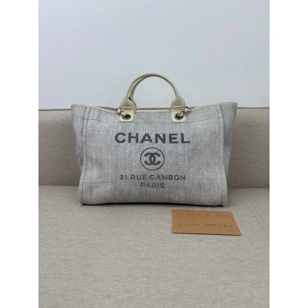 CHANEL Grey Raffia Deauville Shopping Bag Medium SHW
